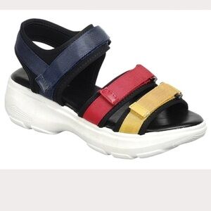 NWT Chunky Platform Ankle Strap Sandals size 9